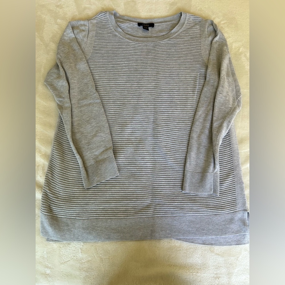 Gray Ribbed Sweater - Picture 1 of 3
